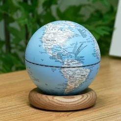 Atlas Globe Lamp