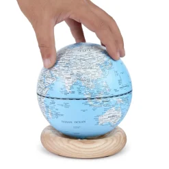 Atlas Globe Lamp