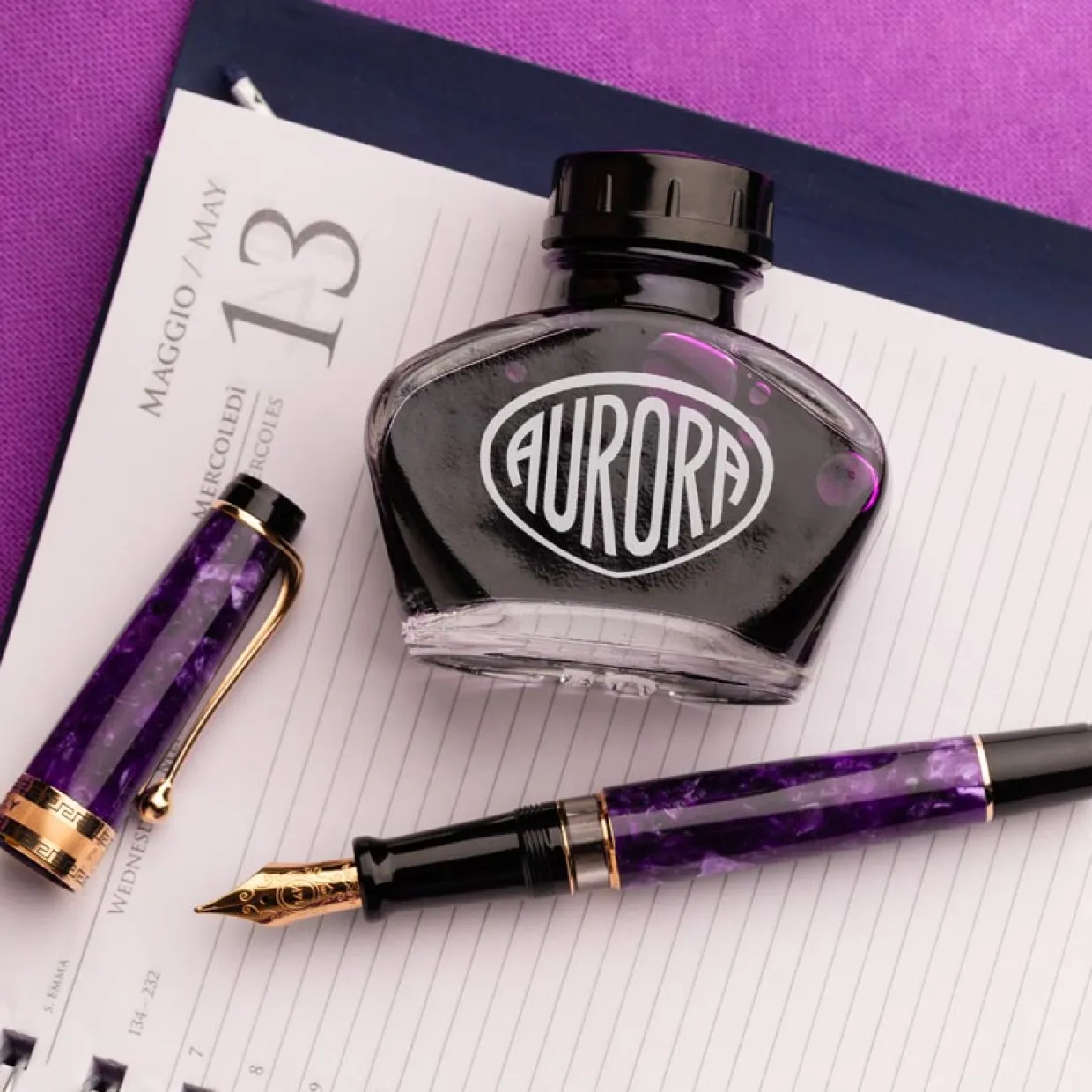 Aurora Optima Viola Fountain Pen