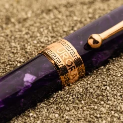 Aurora Optima Viola Fountain Pen