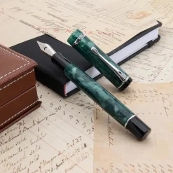 Conklin Duragraph Forest Green Fountain Pen