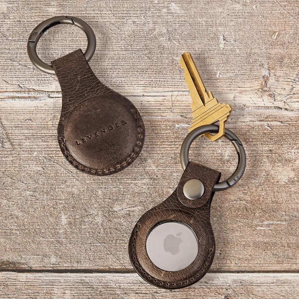 Dakota Leather Smart Tag Keychain