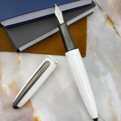 Diplomat Aero Lacquered Fountain Pen