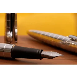 Diplomat Aero Rhomb Fountain Pen