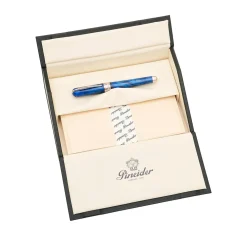 Pineider Avatar UR Mini Fountain Pen