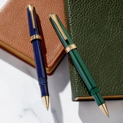 True Writer Classic Pen with Gold